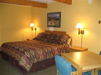 Indian Hills Inn, Taos Plaza Екстериор снимка